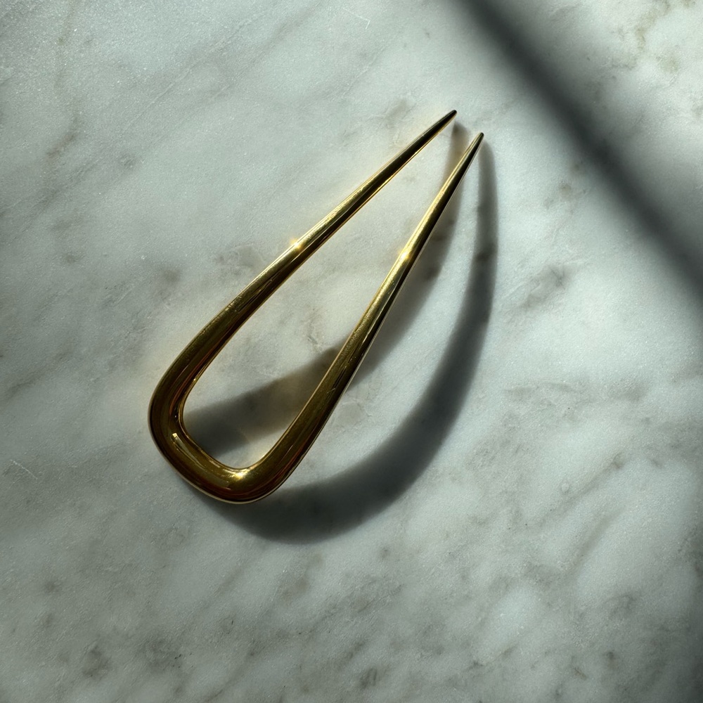 DEBORAH PAGANI Small DP Hair Pin Gold, 3.1” length